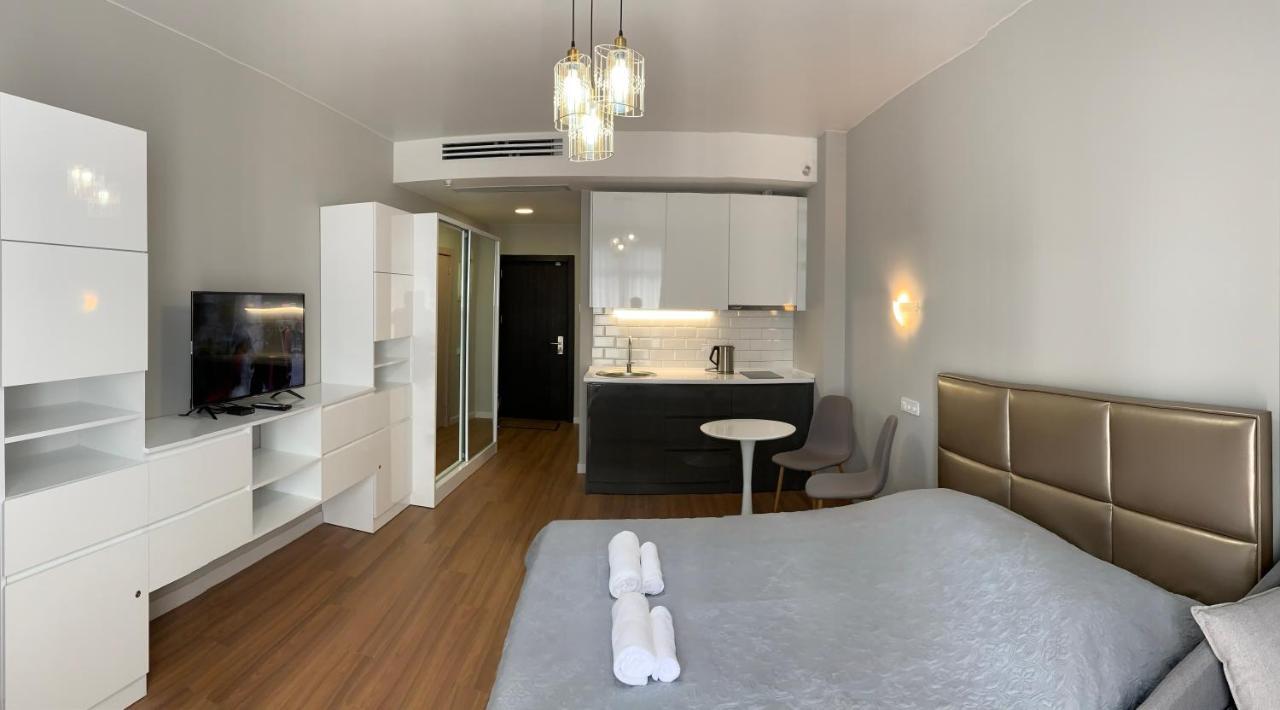 White Sails Apartment Batumi Ngoại thất bức ảnh
